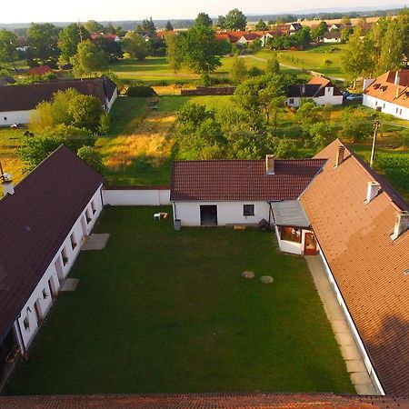 Safar Residence Hrachoviste Eksteriør billede